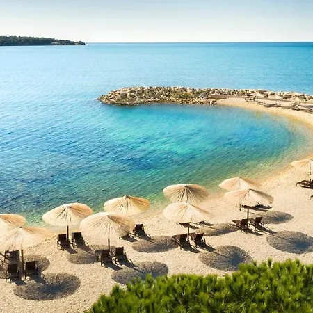 Aminess Planet Homes Sirena פארק נופש 4*