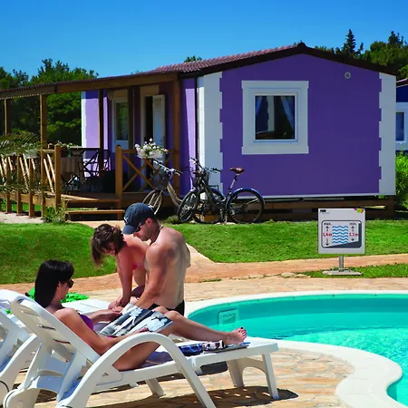 Aminess Planet Homes Sirena 4*