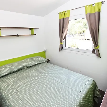 פארק נופש Aminess Planet Homes Sirena Novigrad Istria