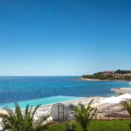 منتزه العطل Aminess Planet Homes Sirena 4*