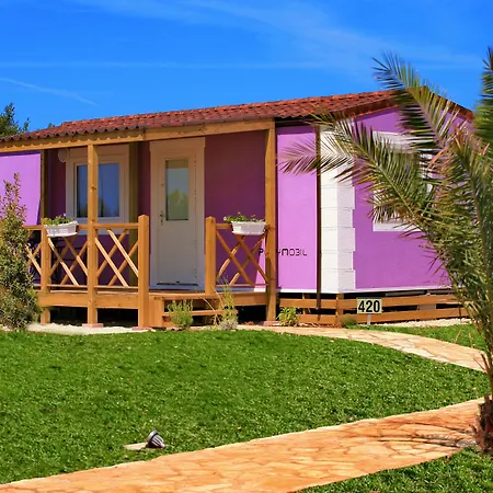 Aminess Planet Homes Sirena 4*