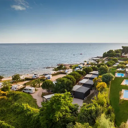 منتزه العطل Aminess Planet Homes Sirena 4*