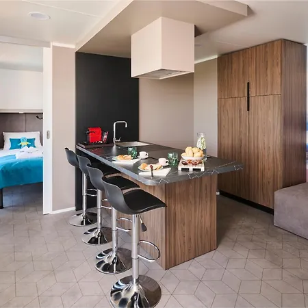 Aminess Planet Homes Sirena منتزه العطل