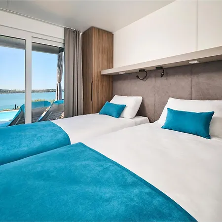 منتزه العطل Aminess Planet Homes Sirena Novigrad Istria