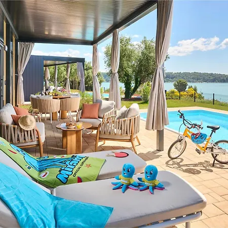 Aminess Planet Homes Sirena Novigrad Istria