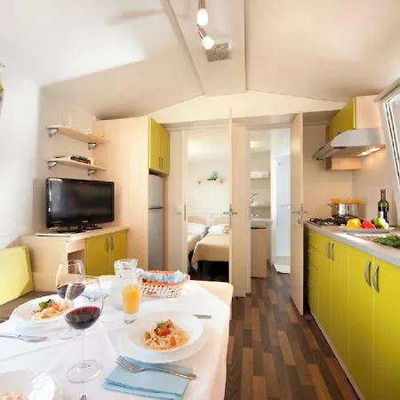 Aminess Planet Homes Sirena Holiday park 4*