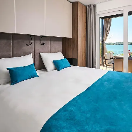 Premium Sirena Village Mobile Homes 4* Novigrad Istria