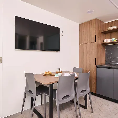 Premium Sirena Village Mobile Homes Ferienpark Novigrad Istria